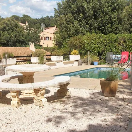 Accueillant A Raphael Avec Piscine Partagee 50 M² Apartment *